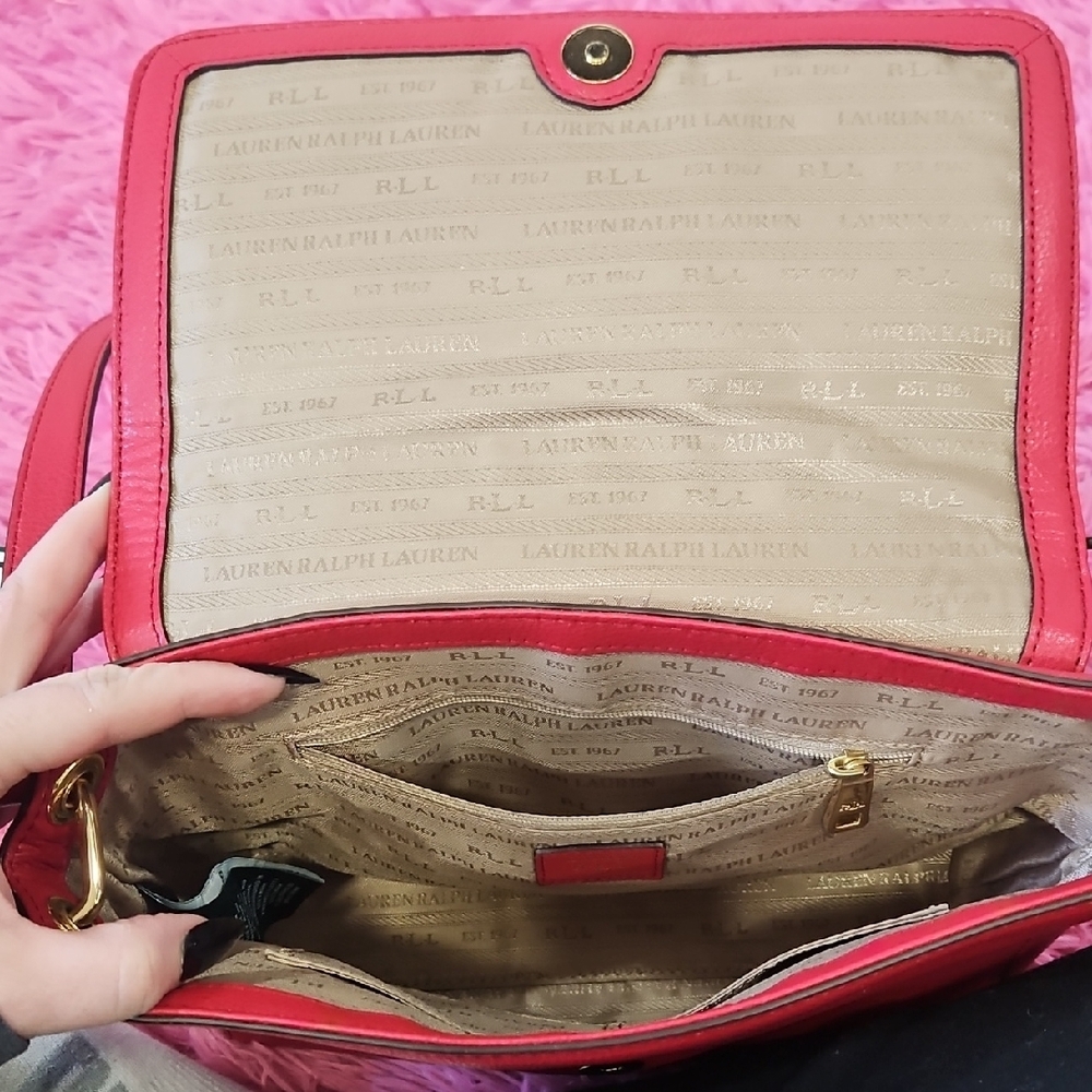 RALPH LAUREN Agdon Messenger Crossbody Bag
Red - Picture 4 of 6